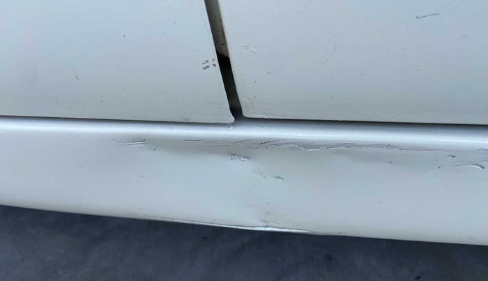 2015 Tata Bolt XMS QUADRAJET, Diesel, Manual, 1,16,879 km, Left running board - Slightly dented