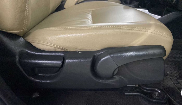2018 Honda Jazz 1.2L I-VTEC V, Petrol, Manual, 21,766 km, Driver Side Adjustment Panel