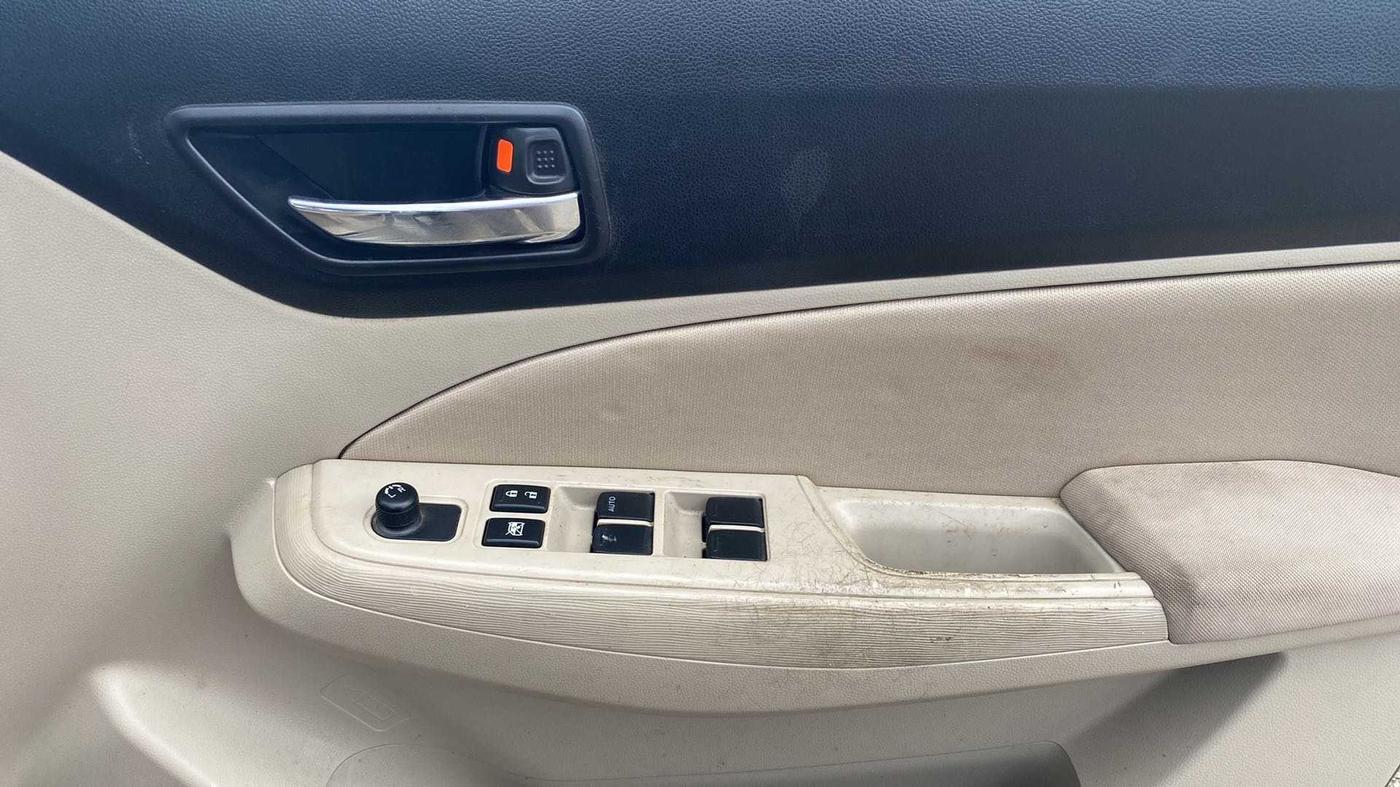 2017 Maruti Dzire VXI, Petrol, Manual, 16,340 km, Driver Side Door Panels Control