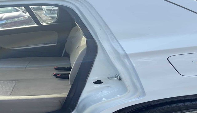 2015 Maruti Alto K10 VXI AMT, Petrol, Automatic, 87,104 km, Left C pillar - Paint is slightly faded