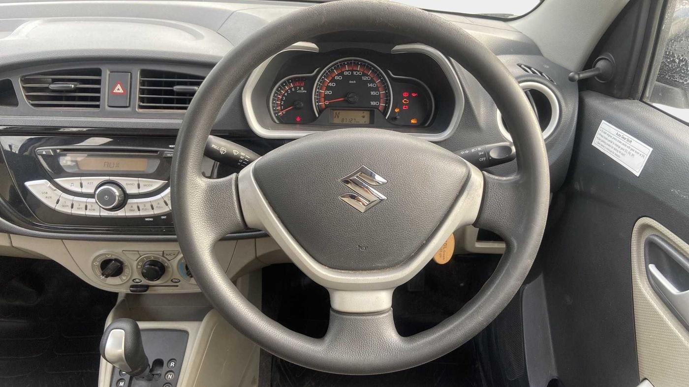 2015 Maruti Alto K10 VXI AMT, Petrol, Automatic, 87,104 km, Steering Wheel Close Up