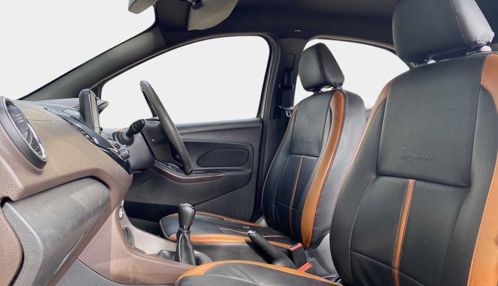 2019 Ford FREESTYLE TITANIUM 1.2 PETROL, Petrol, Manual, 32,784 km, Right Side Front Door Cabin