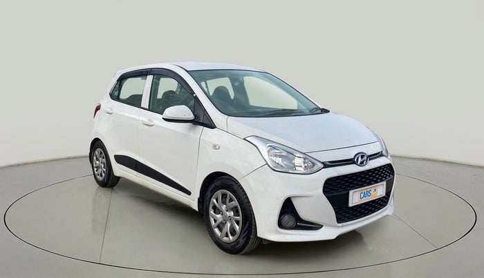 2017 Hyundai Grand i10 SPORTZ 1.2 KAPPA VTVT, CNG, Manual, 84,058 km, Right Front Diagonal