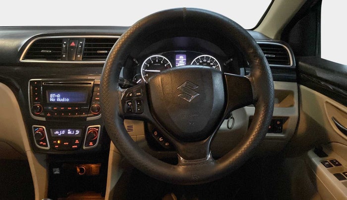 2017 Maruti Ciaz VXI+, Petrol, Manual, 63,866 km, Steering Wheel Close Up