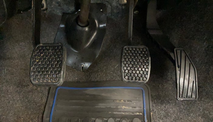 2017 Maruti Alto 800 LXI, Petrol, Manual, 31,971 km, Pedals