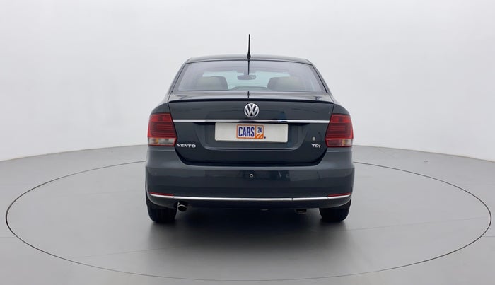 2017 Volkswagen Vento HIGHLINE 1.5 AT, Diesel, Automatic, 86,403 km, Back/Rear