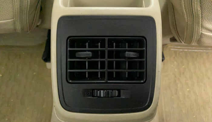 2018 Maruti Dzire VDI AMT, Diesel, Automatic, 93,856 km, Rear AC Vents