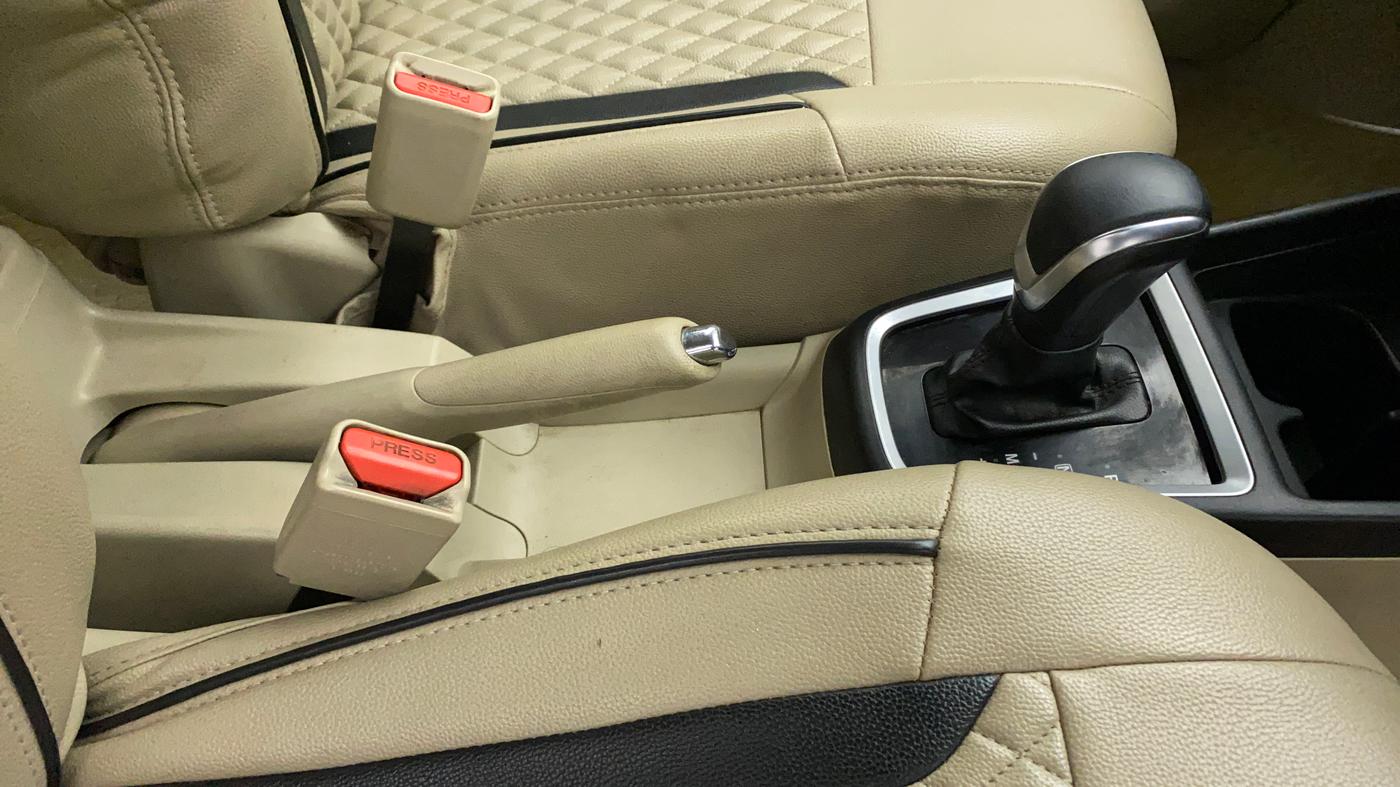 2018 Maruti Dzire VDI AMT, Diesel, Automatic, 93,856 km, Gear Lever