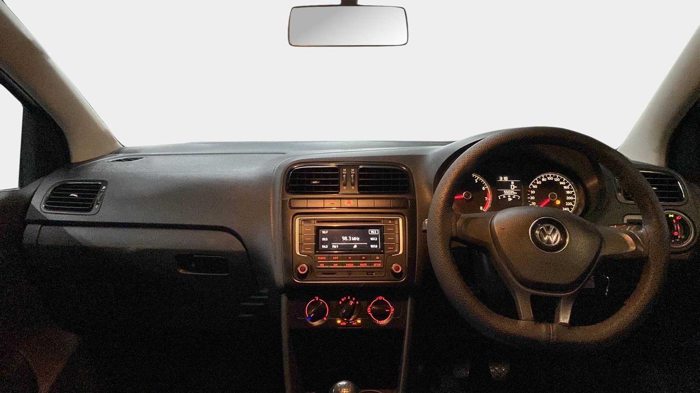 2017 Volkswagen Polo COMFORTLINE 1.2L, Petrol, Manual, 55,025 km, Dashboard