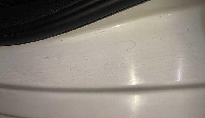2017 Volkswagen Polo COMFORTLINE 1.2L, Petrol, Manual, 55,025 km, Left C pillar - Slightly dented