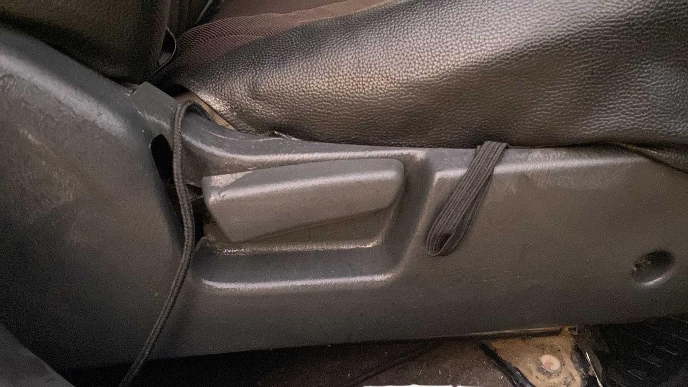 2015 Maruti Alto K10 VXI, Petrol, Manual, 68,192 km, Driver Side Adjustment Panel