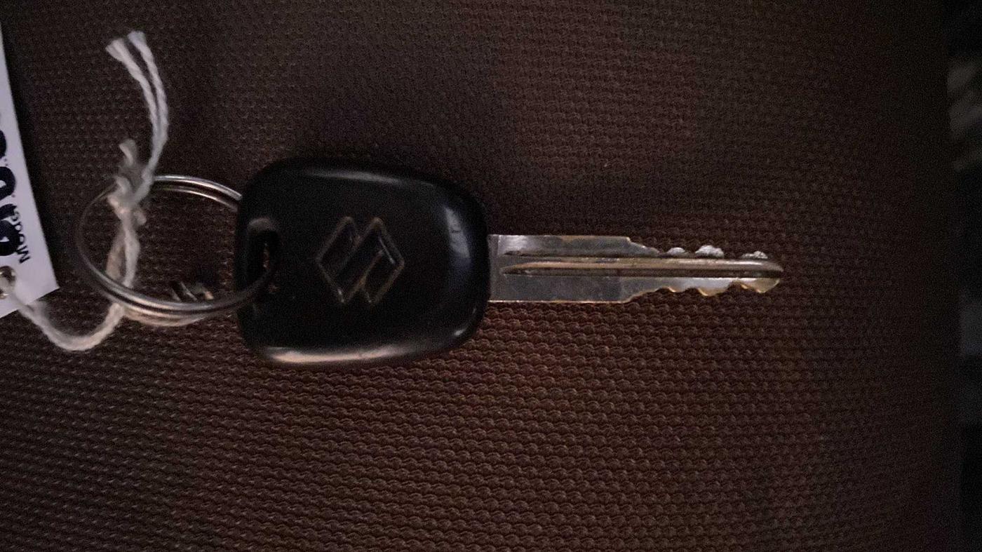 2015 Maruti Alto K10 VXI, Petrol, Manual, 68,192 km, Key Close Up