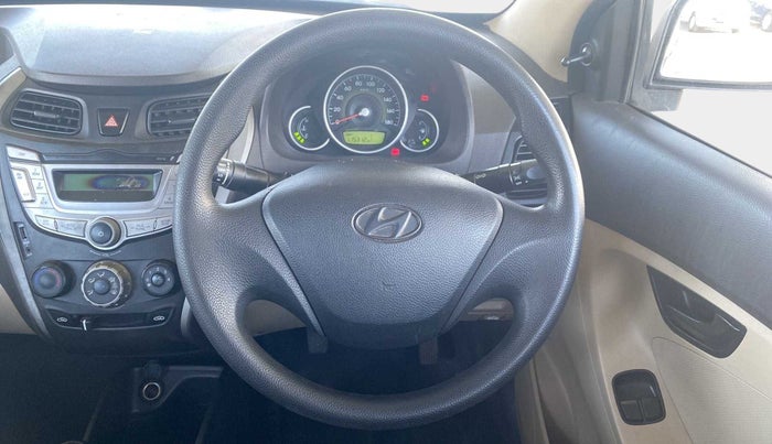 2014 Hyundai Eon MAGNA +, Petrol, Manual, 1,15,292 km, Steering Wheel Close Up