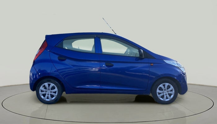 2014 Hyundai Eon MAGNA +, Petrol, Manual, 1,15,292 km, Right Side View