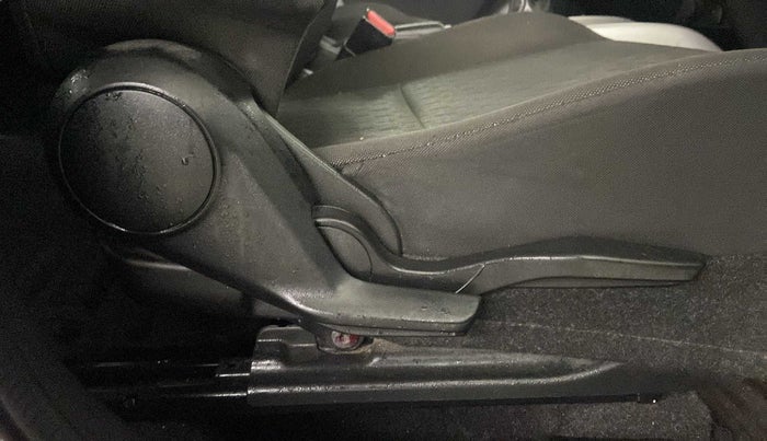 2018 Maruti Baleno ALPHA CVT PETROL 1.2, Petrol, Automatic, 60,443 km, Driver Side Adjustment Panel