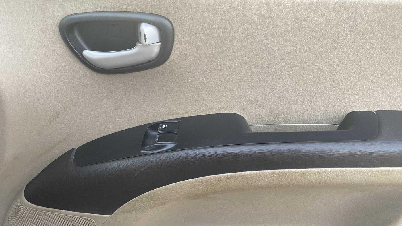 2013 Hyundai i10 ERA 1.1, Petrol, Manual, 72,719 km, Driver Side Door Panels Control