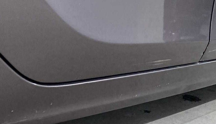 2017 Tata Tiago XE PETROL, Petrol, Manual, 62,562 km, Right running board - Slightly dented