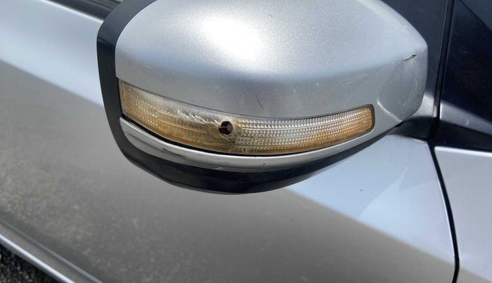 2013 Honda City 1.5L I-VTEC V MT, Petrol, Manual, 70,832 km, Right rear-view mirror - Indicator light has minor damage