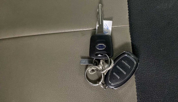2018 Datsun Go A, Petrol, Manual, 16,664 km, Key Close Up