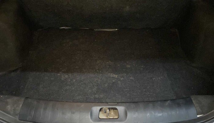 2012 Maruti Swift Dzire VXI, Petrol, Manual, 1,11,531 km, Boot Inside