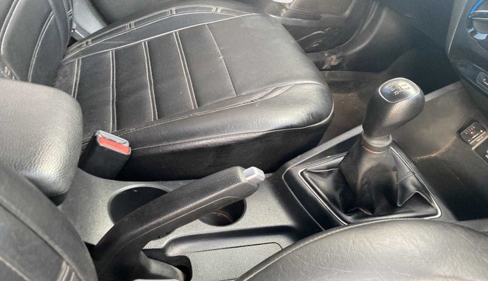 2019 Hyundai Elite i20 MAGNA PLUS 1.2, CNG, Manual, 53,355 km, Gear Lever