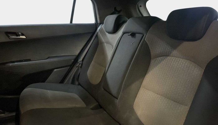 2017 Hyundai Creta SX PLUS 1.6 PETROL, Petrol, Manual, 64,015 km, Right Side Rear Door Cabin