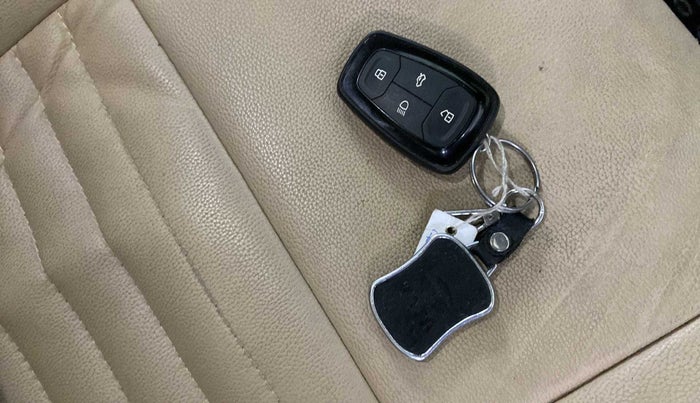 2021 Tata TIGOR XZ PLUS PETROL, Petrol, Manual, 38,511 km, Key Close Up