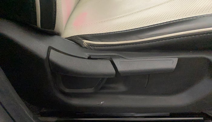 2022 Hyundai Creta E 1.5 DIESEL, Diesel, Manual, 48,041 km, Driver Side Adjustment Panel