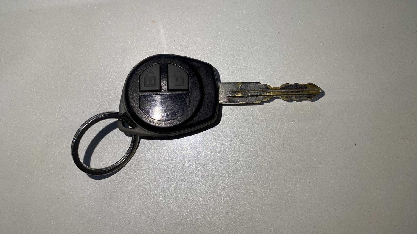 2014 Maruti Swift Dzire VDI, Diesel, Manual, 62,696 km, Key Close Up