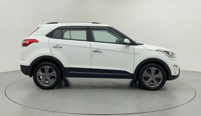 2015 Hyundai Creta 1.6 SX (O) CRDI, Diesel, Manual, 60,920 km, Right Side