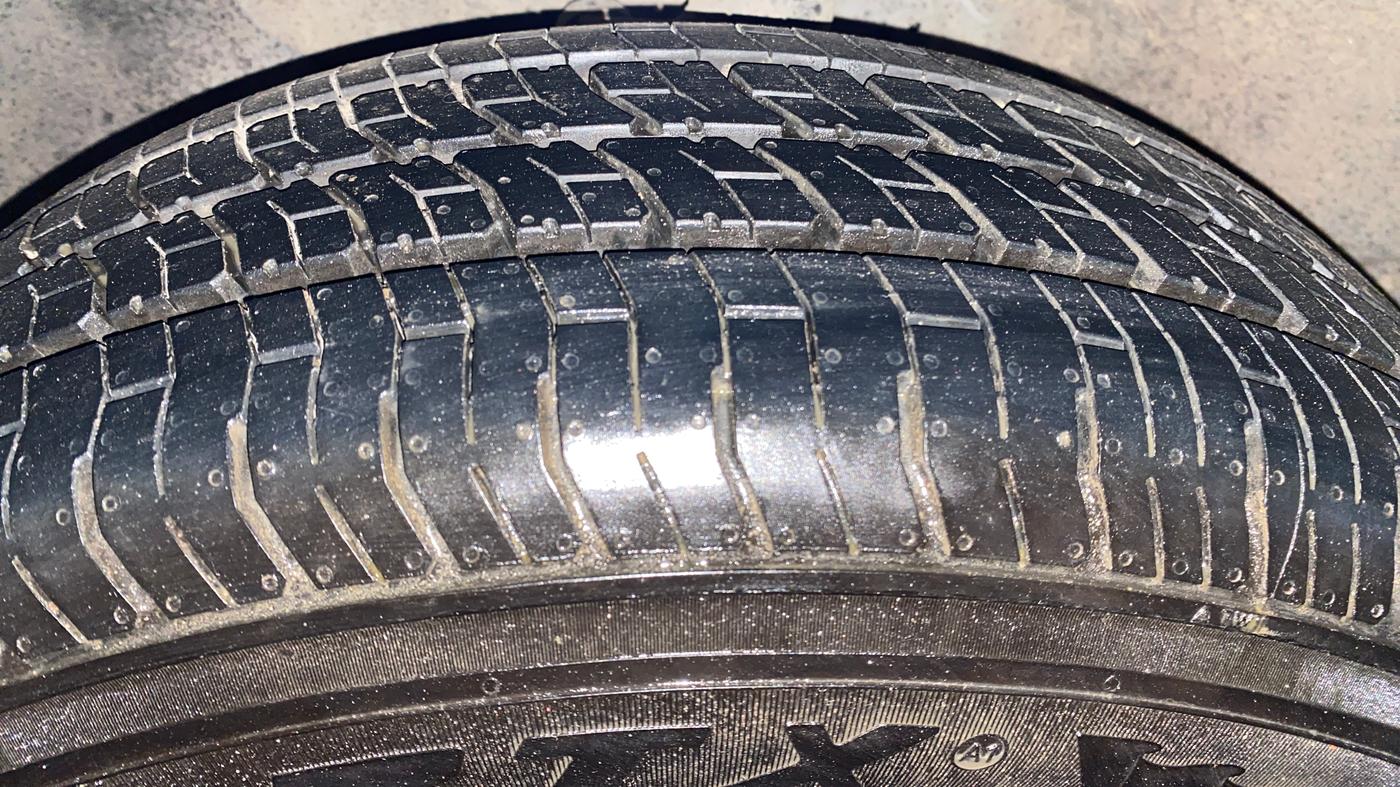 2016 Hyundai Elite i20 MAGNA 1.2, Petrol, Manual, 87,881 km, Left Front Tyre Tread