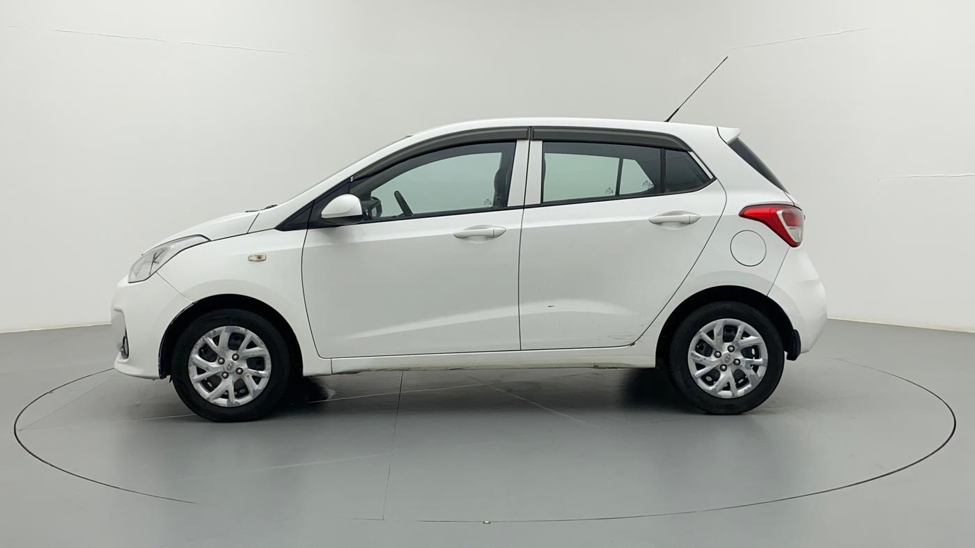 2017 Hyundai Grand i10 Sportz1.2 CRDI, Diesel, Manual, 71,601 km, Left Side