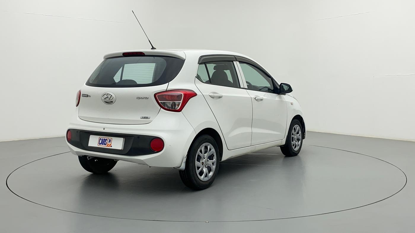 2017 Hyundai Grand i10 Sportz1.2 CRDI, Diesel, Manual, 71,601 km, Right Back Diagonal