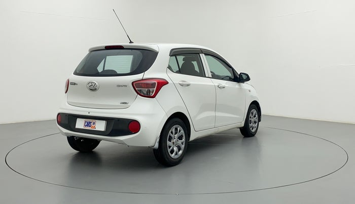 2017 Hyundai Grand i10 Sportz1.2 CRDI, Diesel, Manual, 71,601 km, Right Back Diagonal