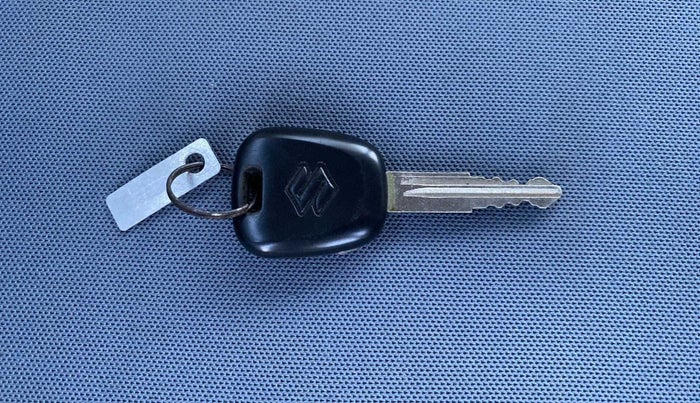 2013 Maruti Alto K10 VXI, Petrol, Manual, 42,859 km, Key Close Up