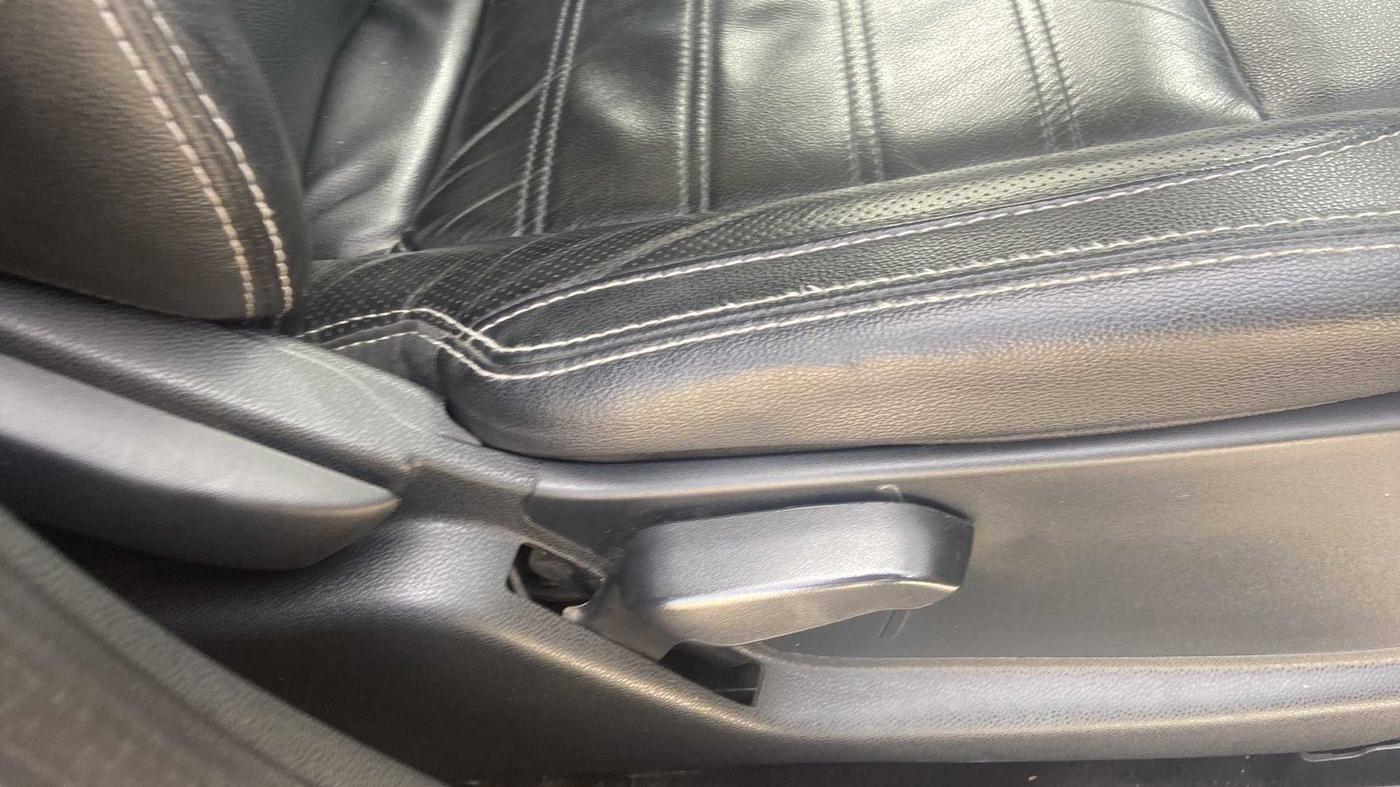 2018 Ford Ecosport TITANIUM + 1.5L PETROL AT, Petrol, Automatic, 65,828 km, Driver Side Adjustment Panel