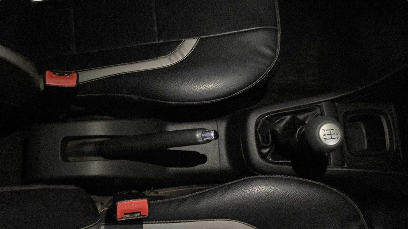 2015 Maruti Swift VDI ABS, Diesel, Manual, 97,140 km, Gear Lever