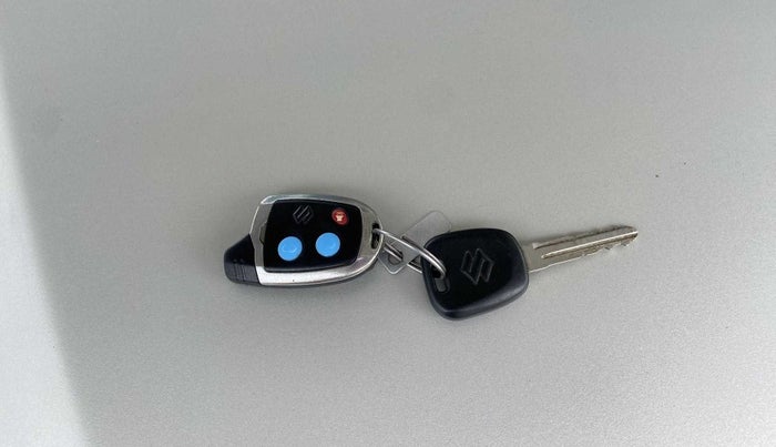 2014 Maruti Alto 800 LXI, Petrol, Manual, 73,166 km, Key Close Up