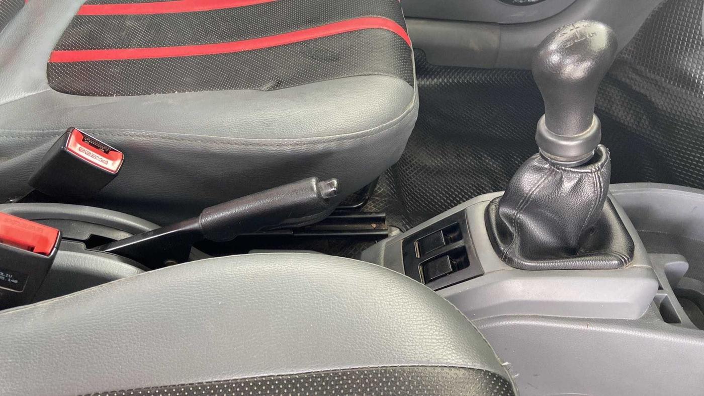2014 Maruti Alto 800 LXI, Petrol, Manual, 73,166 km, Gear Lever
