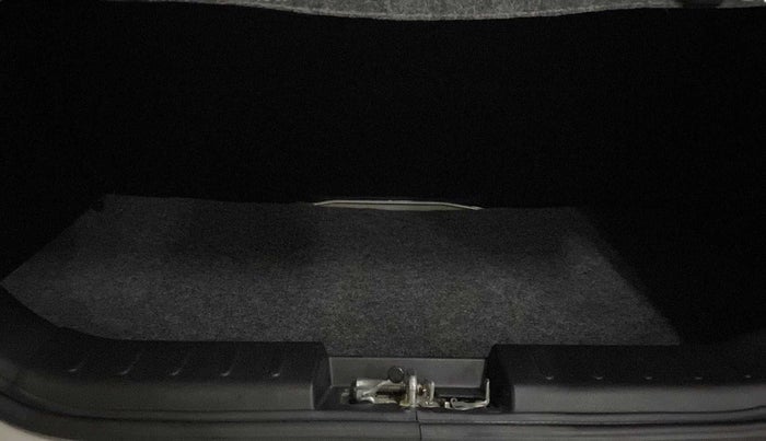 2019 Maruti Alto VXI, Petrol, Manual, 19,168 km, Boot Inside