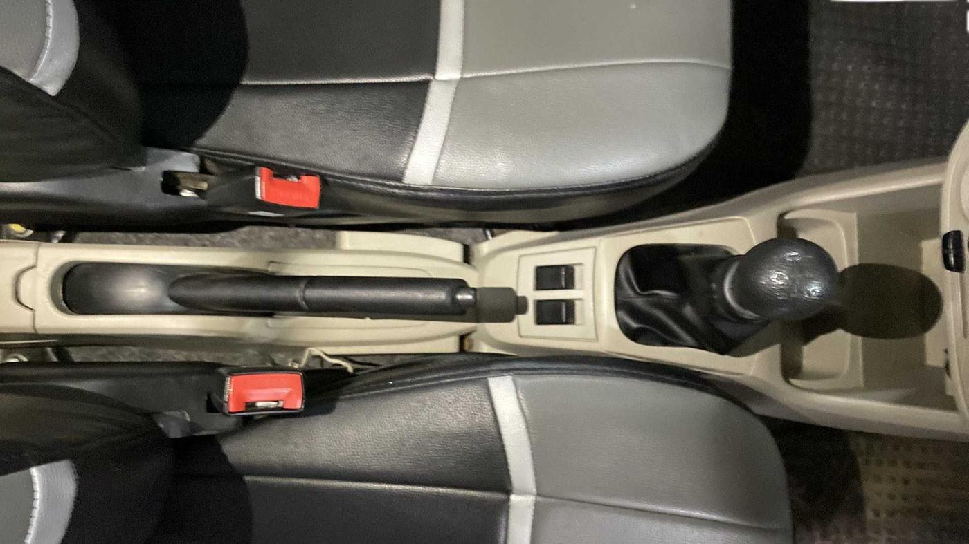 2019 Maruti Alto VXI, Petrol, Manual, 19,168 km, Gear Lever