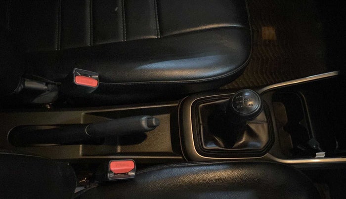 2018 Maruti IGNIS SIGMA 1.2, Petrol, Manual, 54,008 km, Gear Lever