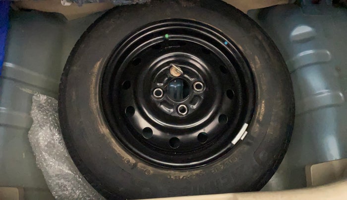 2013 Maruti A Star VXI (ABS) AT, Petrol, Automatic, 51,990 km, Spare Tyre