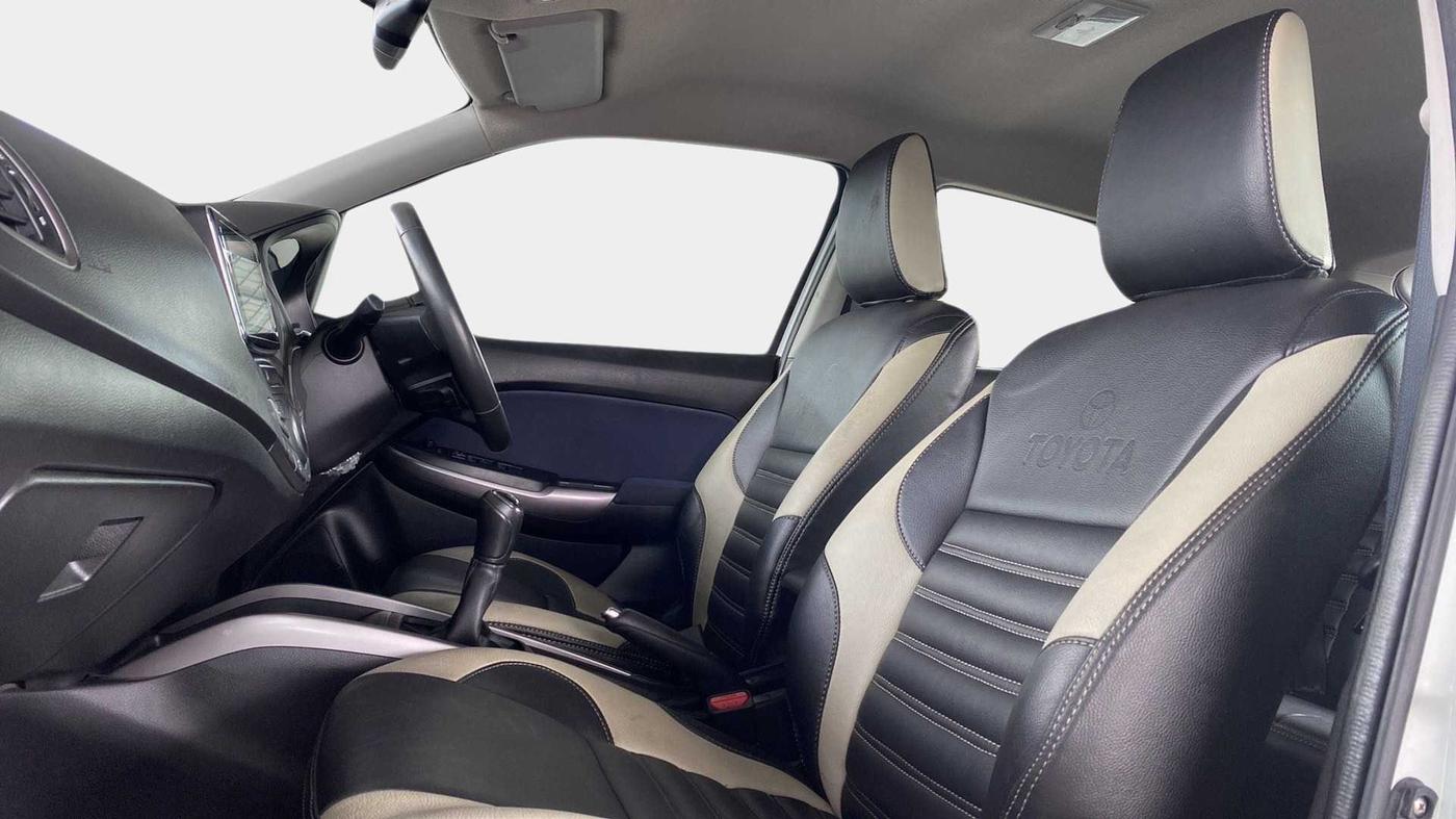 2019 Toyota Glanza V, Petrol, Manual, 16,386 km, Right Side Front Door Cabin