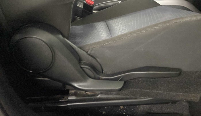 2020 Maruti Baleno ZETA PETROL 1.2, Petrol, Manual, 47,973 km, Driver Side Adjustment Panel