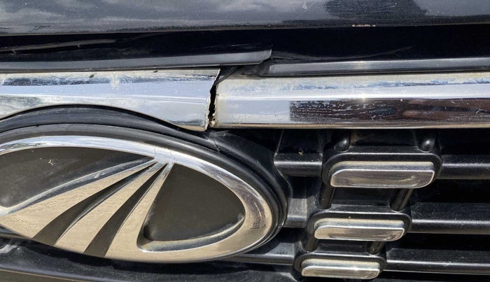 2019 Mahindra XUV300 W8 (O) 1.5 DIESEL, Diesel, Manual, 1,16,573 km, Front bumper - Minor scratches