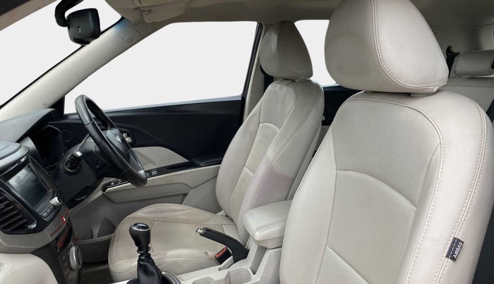 2019 Mahindra XUV300 W8 (O) 1.5 DIESEL, Diesel, Manual, 1,16,573 km, Right Side Front Door Cabin