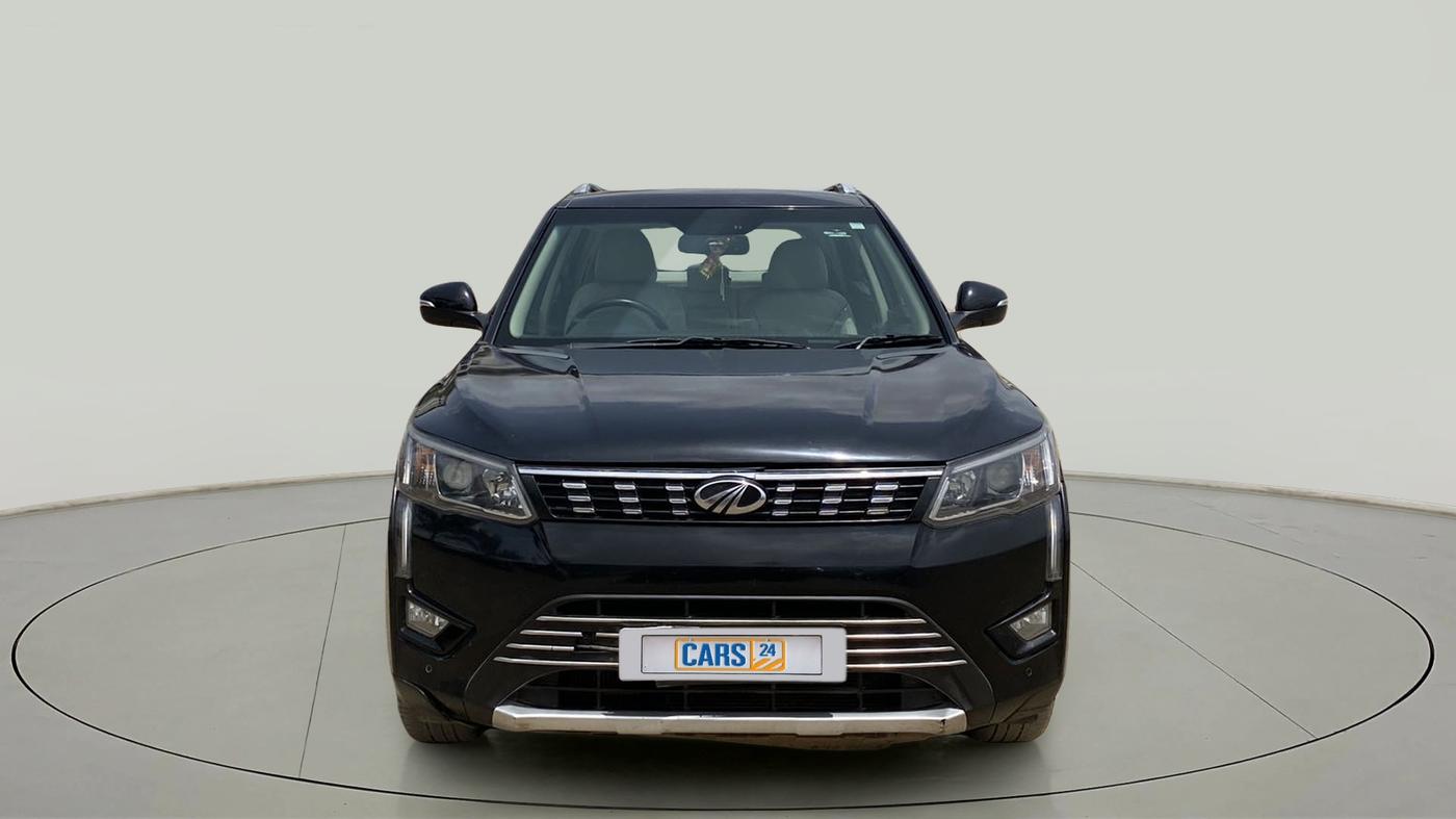 2019 Mahindra XUV300 W8 (O) 1.5 DIESEL, Diesel, Manual, 1,16,573 km, Front