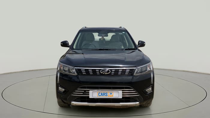 2019 Mahindra XUV300 W8 (O) 1.5 DIESEL, Diesel, Manual, 1,16,573 km, Front