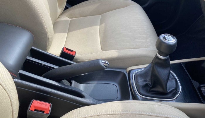 2022 Honda City 1.5L I-VTEC V MT 5TH GEN, Petrol, Manual, 13,407 km, Gear Lever